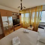 Bella Vista